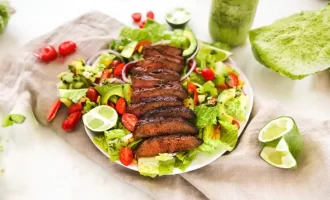 Grilled Beef Salad with Cilantro Vinaigrette-3