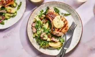 Pork and apple salad is an easy and hearty salad.