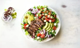 Spanish_basil_beef_salad