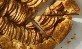 Apple galette is a fancy yet simple version of apple pie.